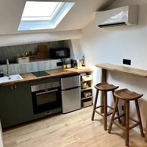  Appartement Studio Cosy Sous Les Toits
