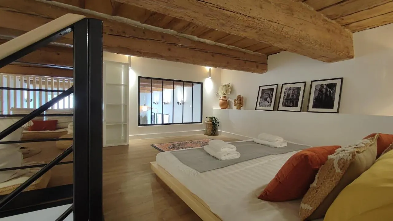 Le Florian - Somptueux T3 A 50 M Du Vieux Port Apartment Marseille 0*,