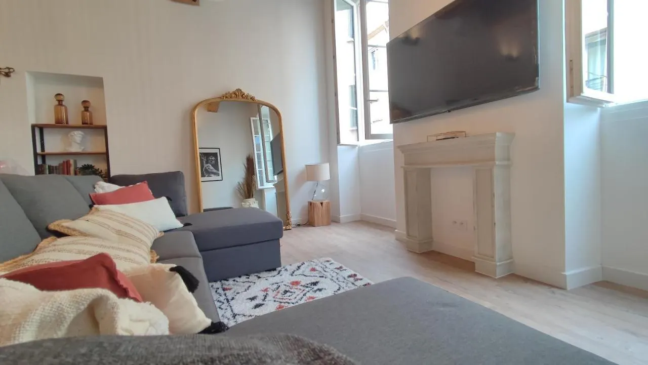 Appartement Le Florian - Somptueux T3 A 50 M Du Vieux Port à Marseille France