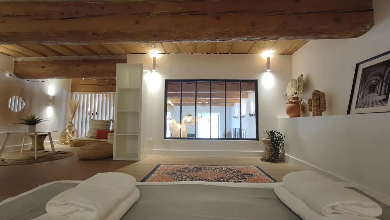 Le Florian - Somptueux T3 A 50 M Du Vieux Port Apartment Marseille 0*,  France